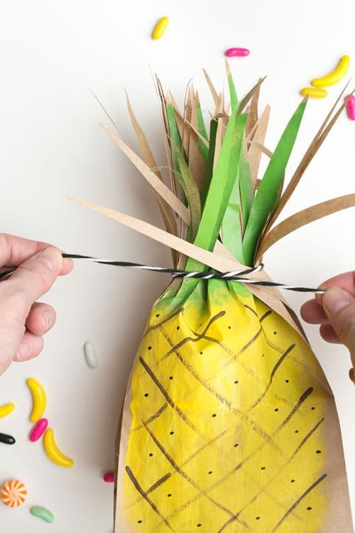 pinata ananas creation decoration